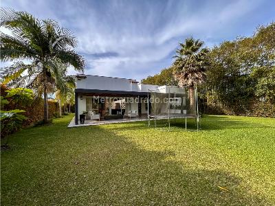 Casa de 3 alcobas en venta en Llanogrande, Rionegro, 300 m² · foto 4 de 20