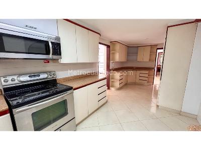 Apartamento en venta en El Campestre, Medellín · foto 4 de 20