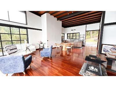 Casa de 2 alcobas en venta en Santa Elena, Medellín, 150 m² · foto 10 de 20