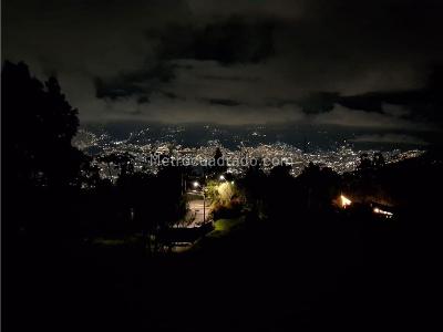 Casa de 2 alcobas en venta en Santa Elena, Medellín, 150 m² · foto 7 de 20