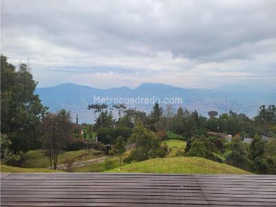Casa de 2 alcobas en venta en Santa Elena, Medellín, 150 m² · foto 8 de 20