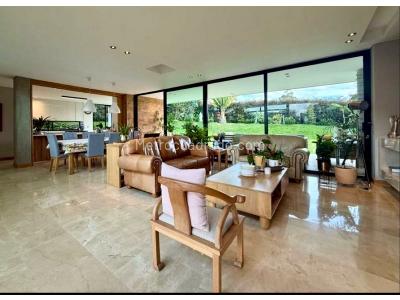 Casa de 3 alcobas en venta en Alto De Las Palmas, Envigado, 470 m² · foto 10 de 14
