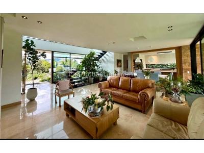 Casa de 3 alcobas en venta en Alto De Las Palmas, Envigado, 470 m² · foto 13 de 14