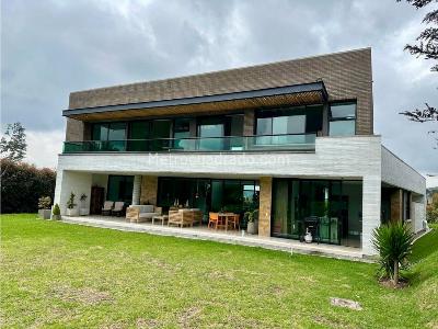Casa de 3 alcobas en venta en Alto De Las Palmas, Envigado, 470 m² · foto 2 de 14