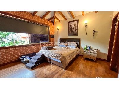 Casa de 3 alcobas en venta en El Tesoro, Medellín, 440 m² · foto 12 de 20