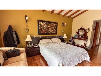 Casa de 3 alcobas en venta en El Tesoro, Medellín, 440 m² · foto 16 de 20