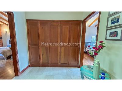 Casa de 3 alcobas en venta en El Tesoro, Medellín, 440 m² · foto 19 de 20
