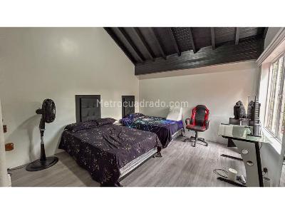 Casa de 5 alcobas en venta en Las Palmas, Medellín, 456 m² · foto 9 de 16
