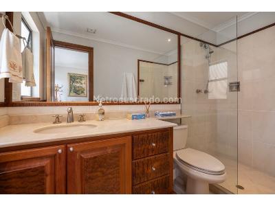 Apartamento de 3 alcobas en venta en Loma De Los Gonzalez, Medellín, 386 m² · foto 15 de 20