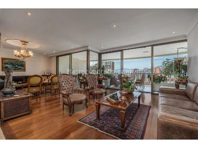 Apartamento de 3 alcobas en venta en Loma De Los Gonzalez, Medellín, 386 m² · foto 3 de 20