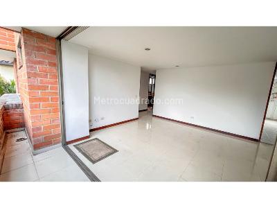 Apartamento de 3 alcobas en venta en Las Palmas, Medellín, 92 m² · foto 3 de 11