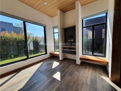 Casa de 3 alcobas en venta en Llanogrande, Rionegro, 540 m² · foto 12 de 19