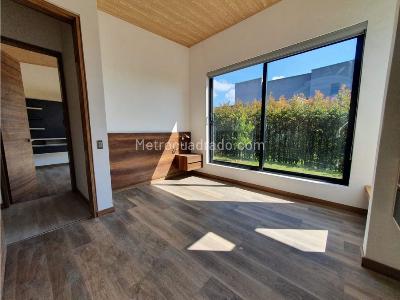 Casa de 3 alcobas en venta en Llanogrande, Rionegro, 540 m² · foto 13 de 19