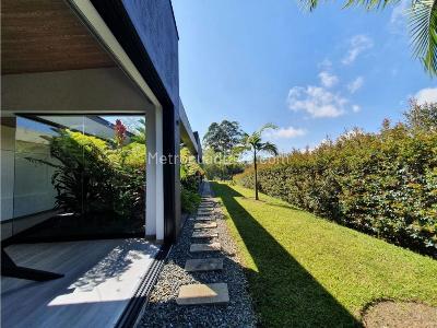 Casa de 3 alcobas en venta en Llanogrande, Rionegro, 540 m² · foto 7 de 19