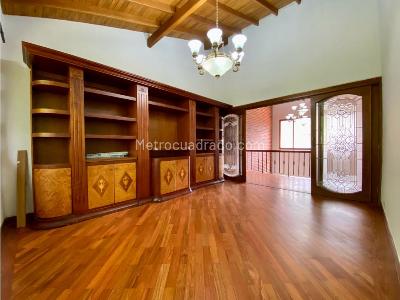 Casa de 4 alcobas en venta en Transversal Superior, Medellín, 520 m² · foto 11 de 20