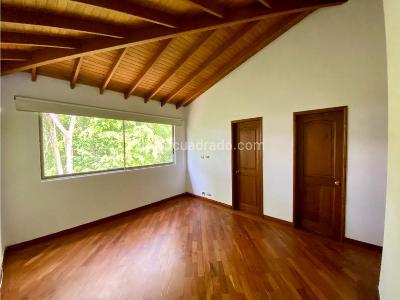 Casa de 4 alcobas en venta en Transversal Superior, Medellín, 520 m² · foto 20 de 20