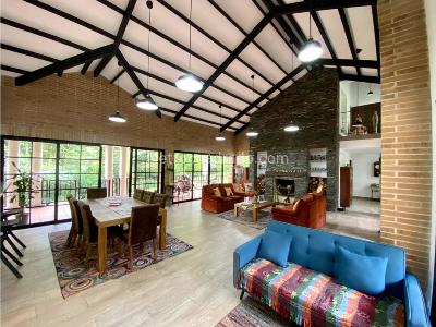 Casa de 3 alcobas en venta en Llanogrande, Rionegro, 374 m² · foto 3 de 20