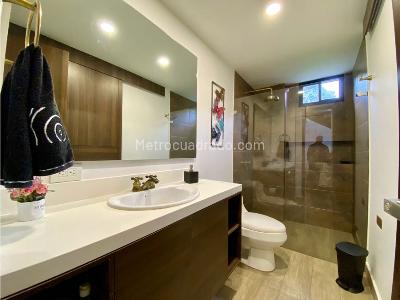Casa de 3 alcobas en venta en Llanogrande, Rionegro, 374 m² · foto 8 de 20