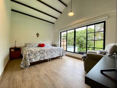Casa de 3 alcobas en venta en Llanogrande, Rionegro, 374 m² · foto 18 de 20
