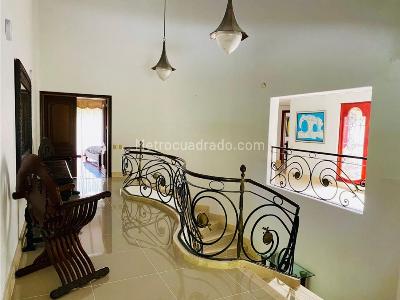 Casa de 5 alcobas en venta en Loma Los Balsos, Medellín, 1000 m² · foto 18 de 20