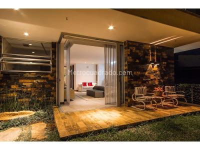 Casa de 4 alcobas en venta en La Calera, Medellín, 738 m² · foto 4 de 15