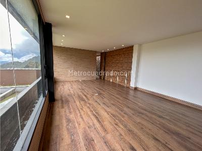 Casa de 3 alcobas en venta en Alto De Las Palmas, Envigado, 440 m² · foto 10 de 20