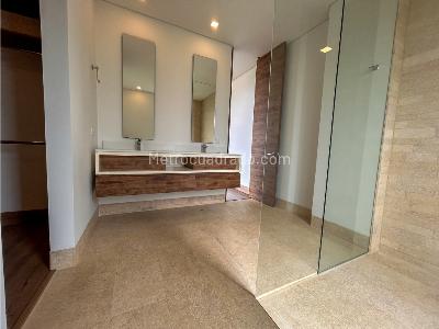 Casa de 3 alcobas en venta en Alto De Las Palmas, Envigado, 440 m² · foto 12 de 20