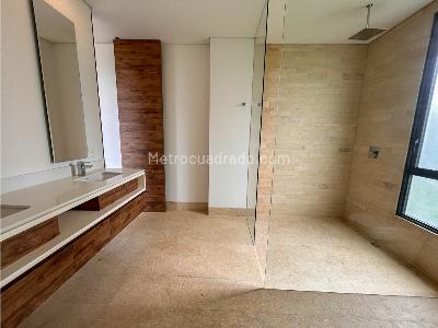 Casa de 3 alcobas en venta en Alto De Las Palmas, Envigado, 440 m² · foto 14 de 20
