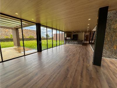 Casa de 3 alcobas en venta en Alto De Las Palmas, Envigado, 440 m² · foto 18 de 20
