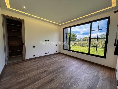 Casa de 4 alcobas en venta en Llanogrande, Rionegro, 400 m² · foto 16 de 20