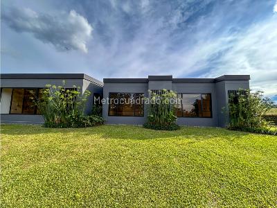 Casa de 4 alcobas en venta en Llanogrande, Rionegro, 400 m² · foto 4 de 20