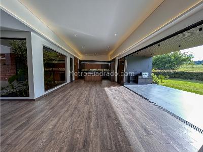 Casa de 4 alcobas en venta en Llanogrande, Rionegro, 400 m² · foto 8 de 20
