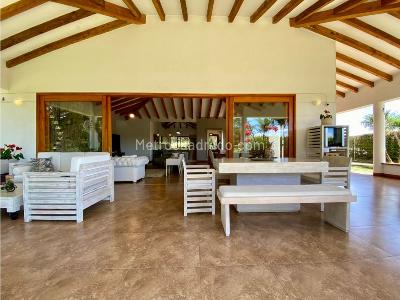Casa de 3 alcobas en venta en Rionegro La Ceja, Rionegro, 400 m² · foto 3 de 20