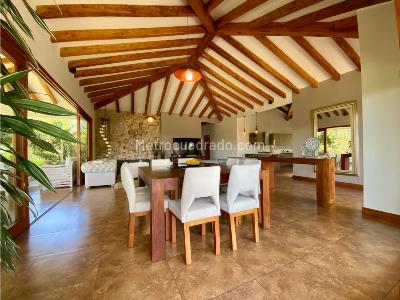 Casa de 3 alcobas en venta en Rionegro La Ceja, Rionegro, 400 m² · foto 10 de 20