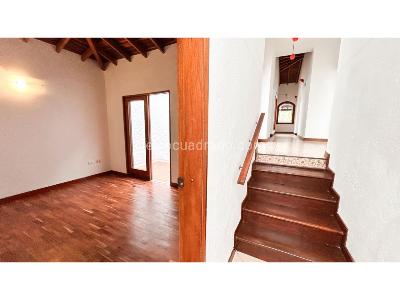 Casa de 3 alcobas en venta en El Escobero, Envigado, 525 m² · foto 14 de 20
