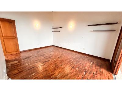 Casa de 3 alcobas en venta en El Escobero, Envigado, 525 m² · foto 15 de 20