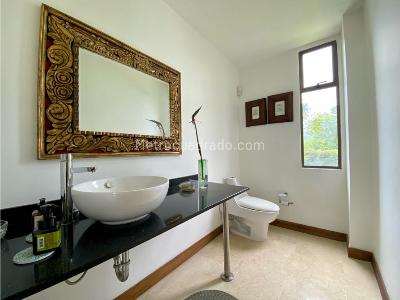 Casa de 4 alcobas en venta en El Escobero, Envigado, 430 m² · foto 7 de 20