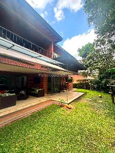 Casa de 3 alcobas en venta en Altos Del Poblado, Medellín, 275 m² · foto 4 de 20