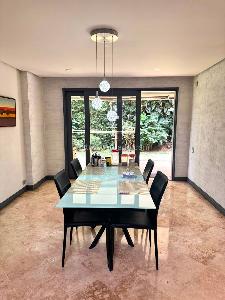 Casa de 3 alcobas en venta en Altos Del Poblado, Medellín, 275 m² · foto 11 de 20