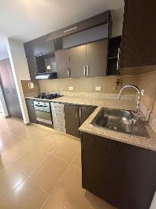 Apartamento de 3 alcobas en venta en Transv, Envigado, 125 m² · foto 8 de 18