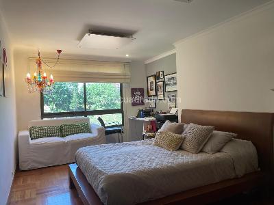 Apartamento en venta en El Poblado El Tesoro, Medellín · foto 13 de 18