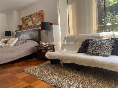 Apartamento en venta en El Poblado El Tesoro, Medellín · foto 14 de 18