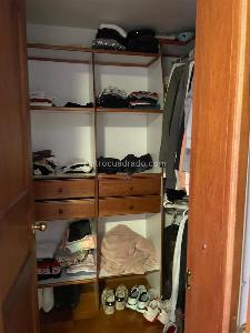 Apartamento en venta en El Poblado El Tesoro, Medellín · foto 17 de 18
