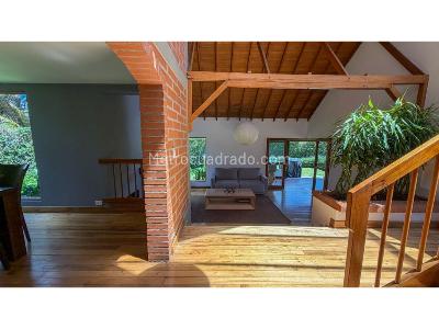 Casa de 3 alcobas en venta en Alto De Las Palmas, Envigado, 300 m² · foto 4 de 17