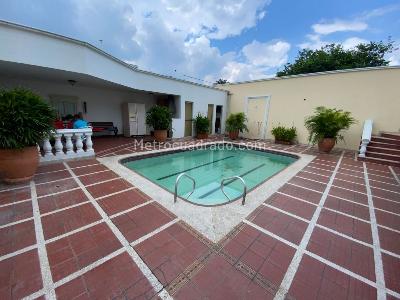 Casa de 4 alcobas en venta en Ciudad Jardin, Cali, 600 m² · foto 8 de 20