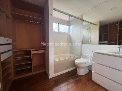 Apartamento de 4 alcobas en venta en Los Balsos No 1, Medellín, 175 m² · foto 13 de 17