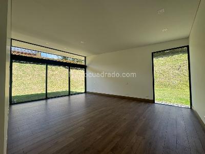 Casa de 3 alcobas en venta en Alto De Palmas, Envigado, 350 m² · foto 9 de 20