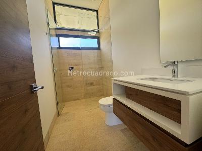 Casa de 3 alcobas en venta en Alto De Palmas, Envigado, 350 m² · foto 11 de 20