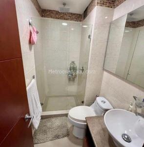 Apartamento de 3 alcobas en venta en Cali, Cali, 352 m² · foto 8 de 11