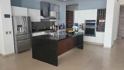 Casa de 4 alcobas en venta en Villavicencio, Villavicencio, 970 m² · foto 6 de 20